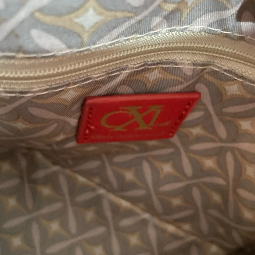 CHRISTIAN LACROIX Elegant Red Designer Shoulder Bag - Picture 6 of 6